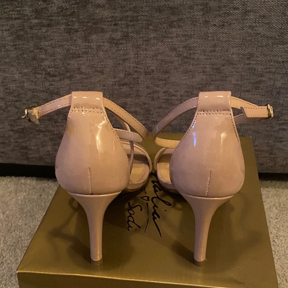 Thalia Sodi Nude Strappy Heels - Picture 4 of 6